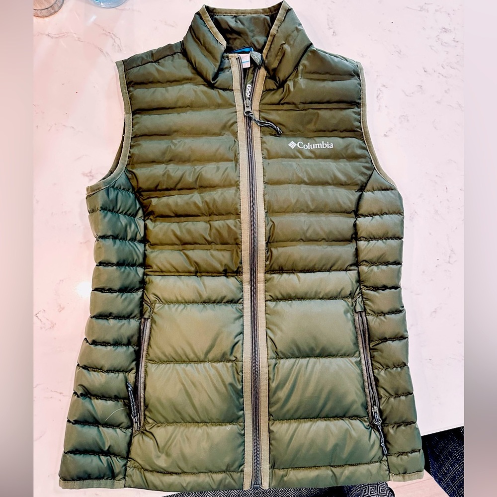 Columbia Puffer Vest